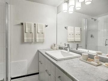 Prominence Place 1 Bedroom Apartment for Rent at 10185...