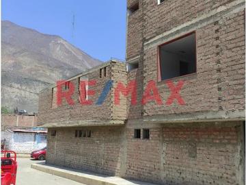 Propiedad Productiva En El Valle De Cañete — Casa De...