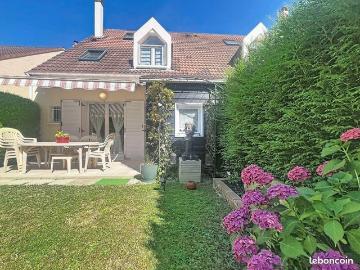 Propriété 6 pièces 115 m²