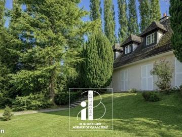 Propriété 7 pièces 180 m²