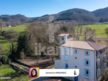 Propriété 8 pièces 255 m²