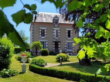 Propriété 9 pièces 221 m²