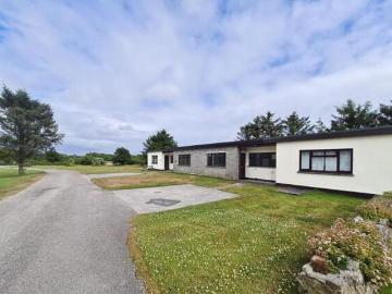 Predannack, The Lizard, 2 Bedroom Chalet