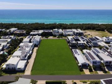 Premium lot in blue chip pocket Nautilus Way frontage