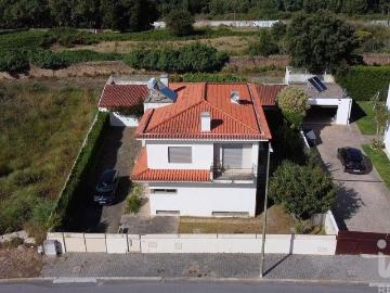 Prestigiosa casa de 241 m² à venda Arcozelo, Portugal