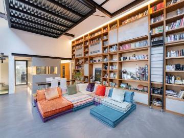 Prestigioso loft di 275 mq in vendita Via Savona,...