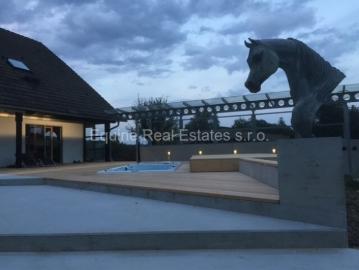 Privat Reitanlage im Wienerwald