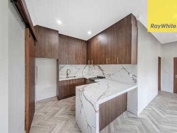Private and Modern Living in a Great Location