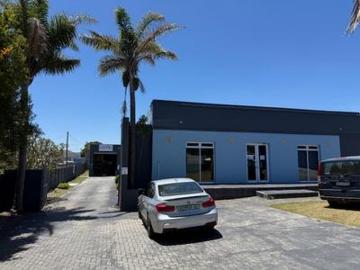 prime commercial property on the mar.