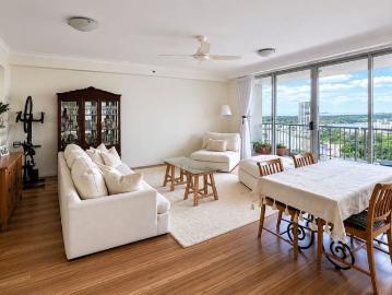 Prime Coastal living with 180° Ocean Views | Short to...