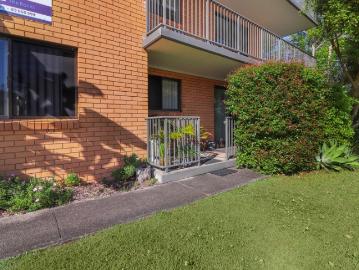 Prime Position & Seamless Living in Heart of South West...