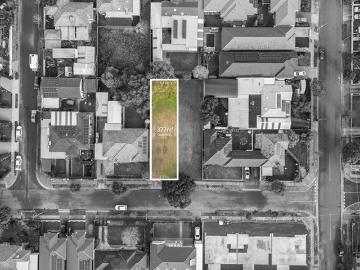Prime Plympton Park Land Ready for Your Dream Home