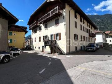 Quadrilocale in vendita a Pinzolo via Manci, 8