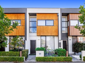 Quality Torrens Title Living with Lifestyle Appeal