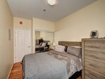 Queen Margaret II 2 Bedroom Apartment for Rent at 100...