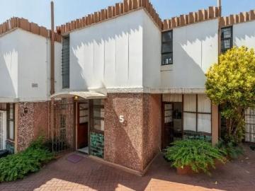 R18 000 | 3 Bedroom Townhouse For Rent in Umgeni Park,...