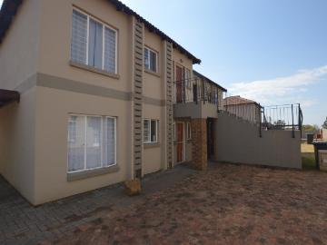 R6 900 | 2 Bedroom Apartment / Flat For Rent in...