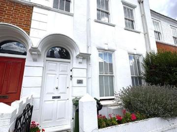Racton Road, London SW6, 3 bed property to rent, £4,100...