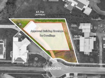RARE HALF ACRE WITH LUXURY SELF CONTAINED DWELLING LIVE...