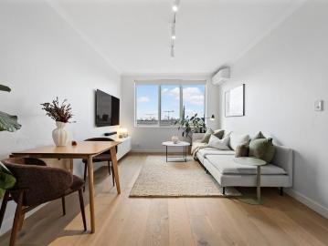 Rare South Yarra Offering Prime Street and Northern...