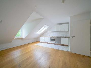 Ratingen Süd: Gemütliche 3 Zimmer Dachgeschosswohnung...