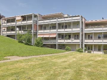 Rent a 4 ½ rooms apartment in Engelburg Flatfox