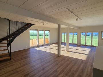 Rent a 4 ½ rooms apartment in Frieswil Flatfox