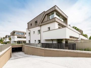 Rent a 4 ½ rooms apartment in Stadel Flatfox