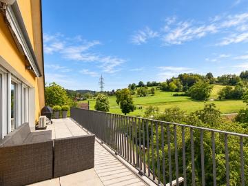 Rent a 5 ½ rooms attic flat in Birmensdorf Flatfox