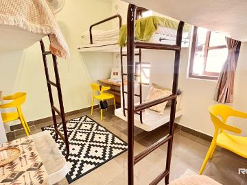Rent a room near LRT Hang Tuah and KL Top Cafes ☕