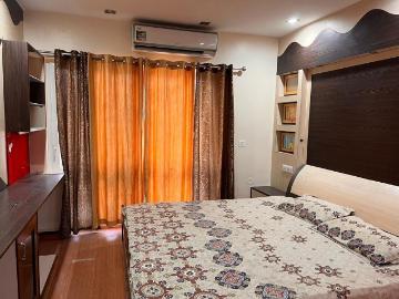 Rental | 3.5 BHK + 2150 Sq.Ft. Apartment in BPTP Park...
