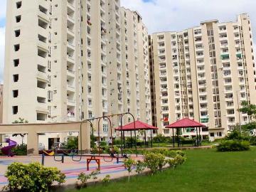 Rental | 3 BHK 1400 Sq.Ft. Apartment in SBP Housing Park