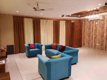 Rental | 3 BHK 1400 Sq.Ft. Apartment in Purva Whitehall 3