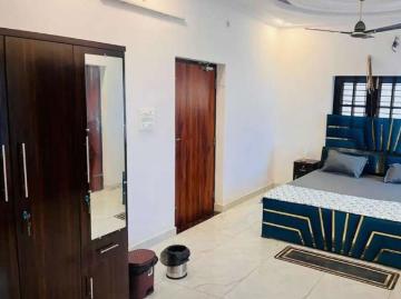 Rental | 3 BHK + Pooja Room 1633 Sq.Ft. Apartment in Lalbagh