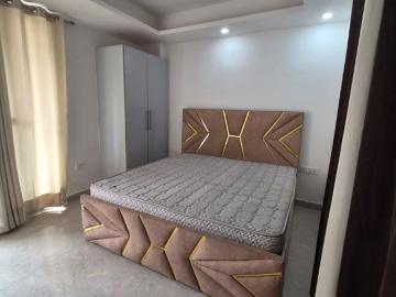Rental | 1 BHK + 400 Sq.Ft. Apartment in Saket
