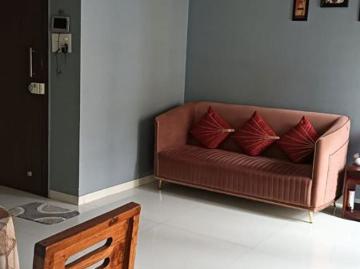 Rental | 1 BHK 600 Sq.Ft. Apartment in Raag Vilas CHS