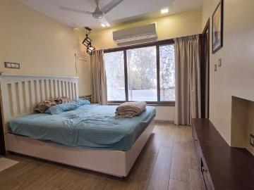 Rental | 2 BHK 1250 Sq.Ft. Apartment in Juhu