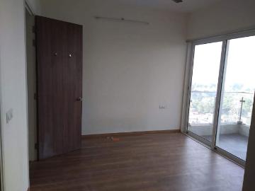 Rental | 2 BHK + 672 Sq.Ft. Apartment in LnT Realty...