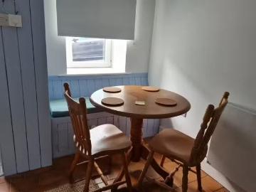 For Rent! No 2 Pier Road, Schull, West Cork