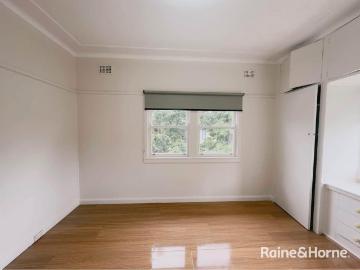 Renovated Wahroonga Spacious 3 Bedroom Family Home to Let