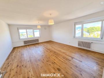 Renovierte 3 Zimmer Wohnung mit Schlossbergblick in...