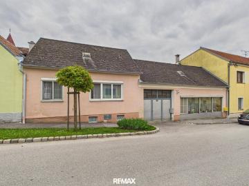 Einfamilienhaus mit Gestaltungspotential in zentraler...