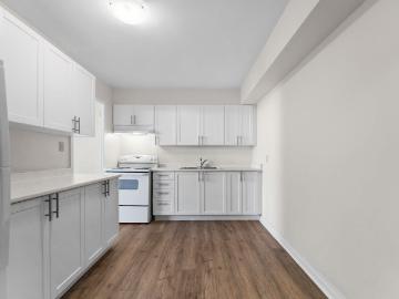 Regency Colonade Apartments 3 Bedroom Apartment for Rent...
