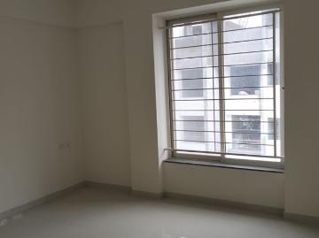 Resale | 3 BHK 1350 Sq.Ft. Apartment in Pharande...