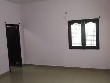 Resale | 3 BHK 2200 Sq.Ft. Apartment in Akash Residency...