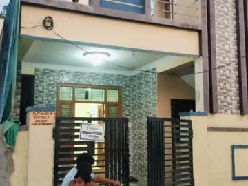Resale | 2.5 BHK + Pooja Room,Servant Room,Extra Room...
