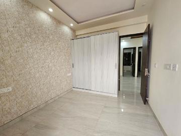 Resale | 2 BHK + Prayer Room,Extra Room 750 Sq.Ft....