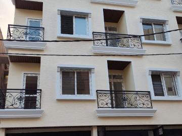 Resale | 6+ BHK + Pooja Room 11000 Sq.Ft. Independent...