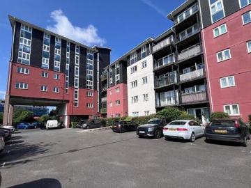 Riverside Place, Lower Southend Road, 3 Bedroom Apartment