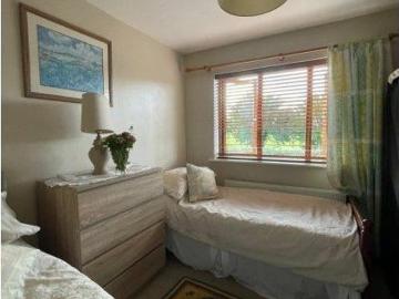 Room for rent in 3 bedroom apartment, Dublin